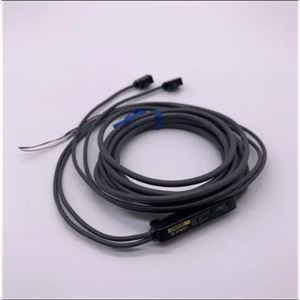 KEYENCE基恩士3 线接近传感器EZ-8M型