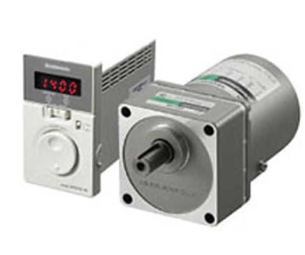 Orientalmotor东方马达控制器US2D15-JC-CC杨：18105608753