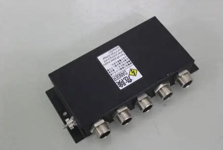 日本SSD西西蒂电源盒HVB-4 杨：181-0560-8753